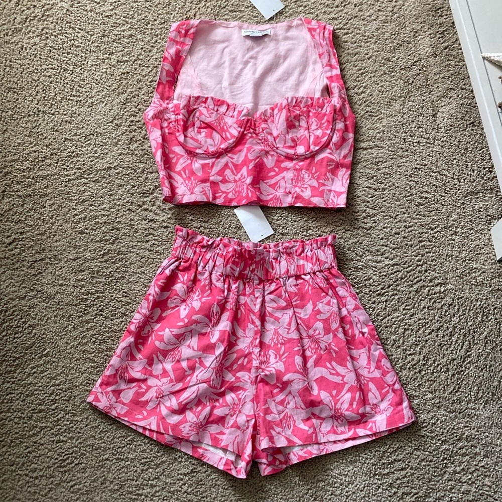 NWT set - Picture 2 of 5